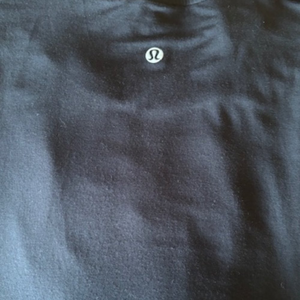 Lululemon short sleeve shirt